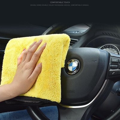 Buy 40x40cm Absorber Car Drying Towel Eco Friendly Highly Absorbent Customizable online manufacture