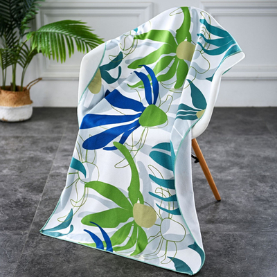 Buy 75x150cm Microfiber Towel On Beach With Customized Printing online manufacture